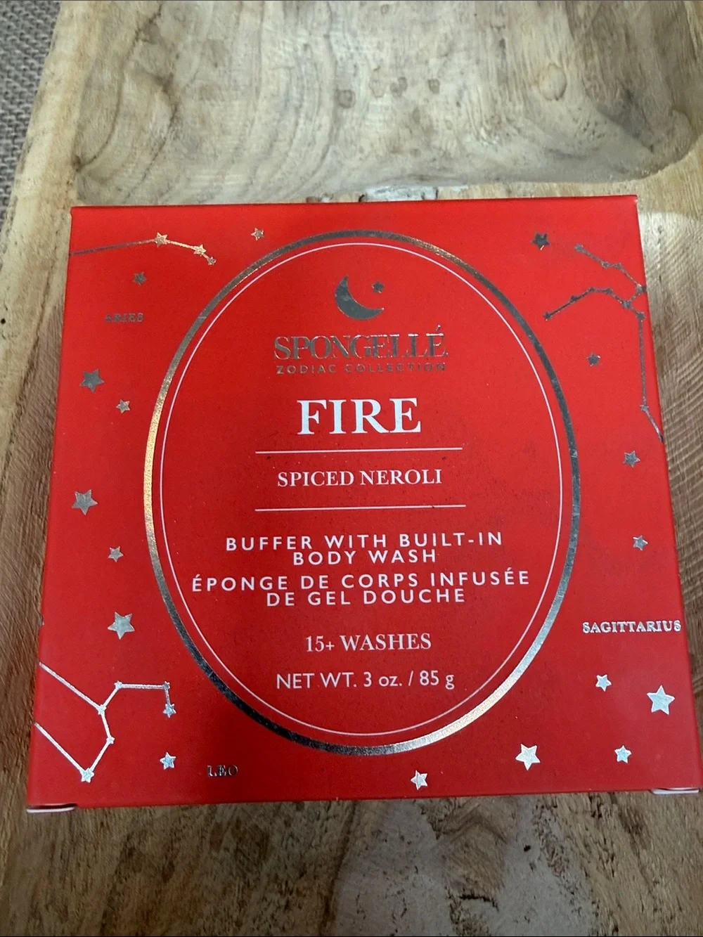 Spongellé Fire Spiced Neroli Exfoliant - Red with Silver Accents